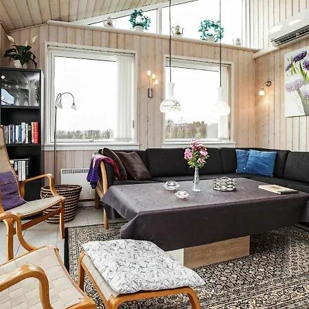 Holiday Avernakøvej